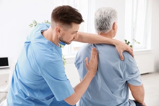 What Chiropractic Care Can Do for Older Patients 